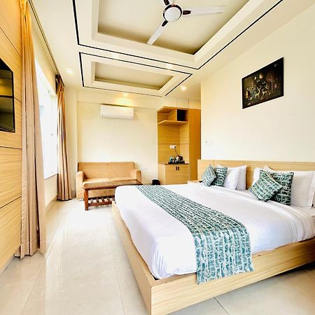 Hotel Aqua Vibes Rishikesh Exterior photo