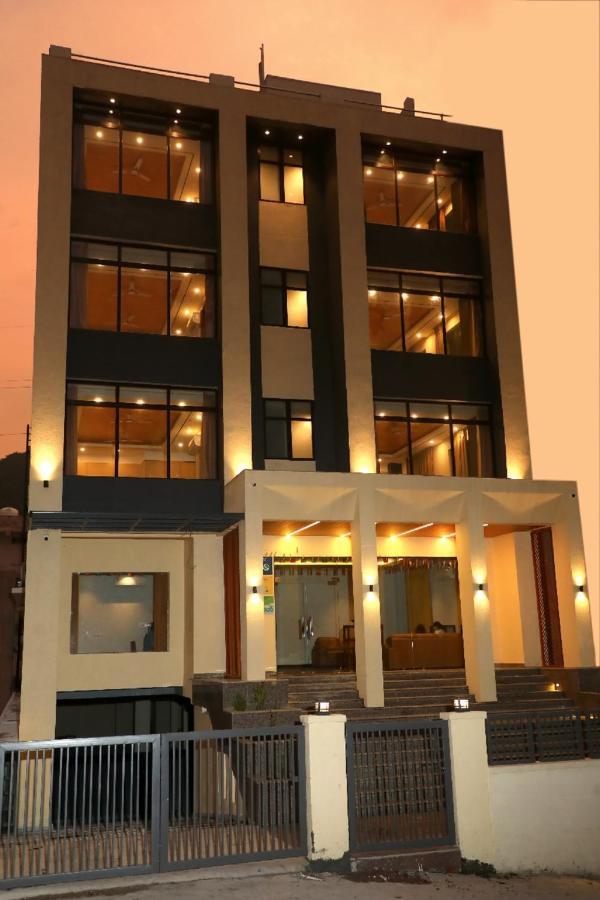 Hotel Aqua Vibes Rishikesh Exterior photo