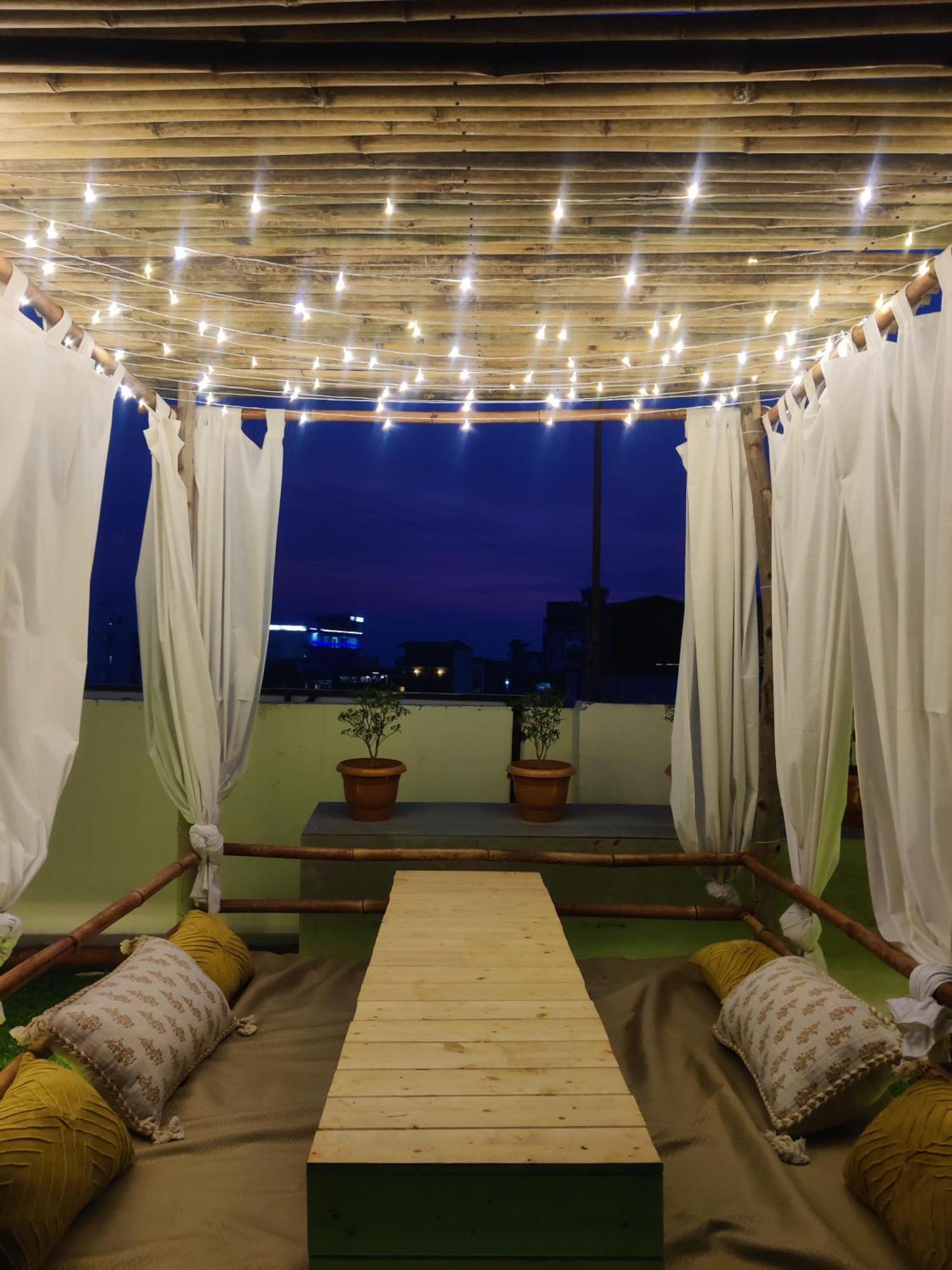 Hotel Aqua Vibes Rishikesh Exterior photo