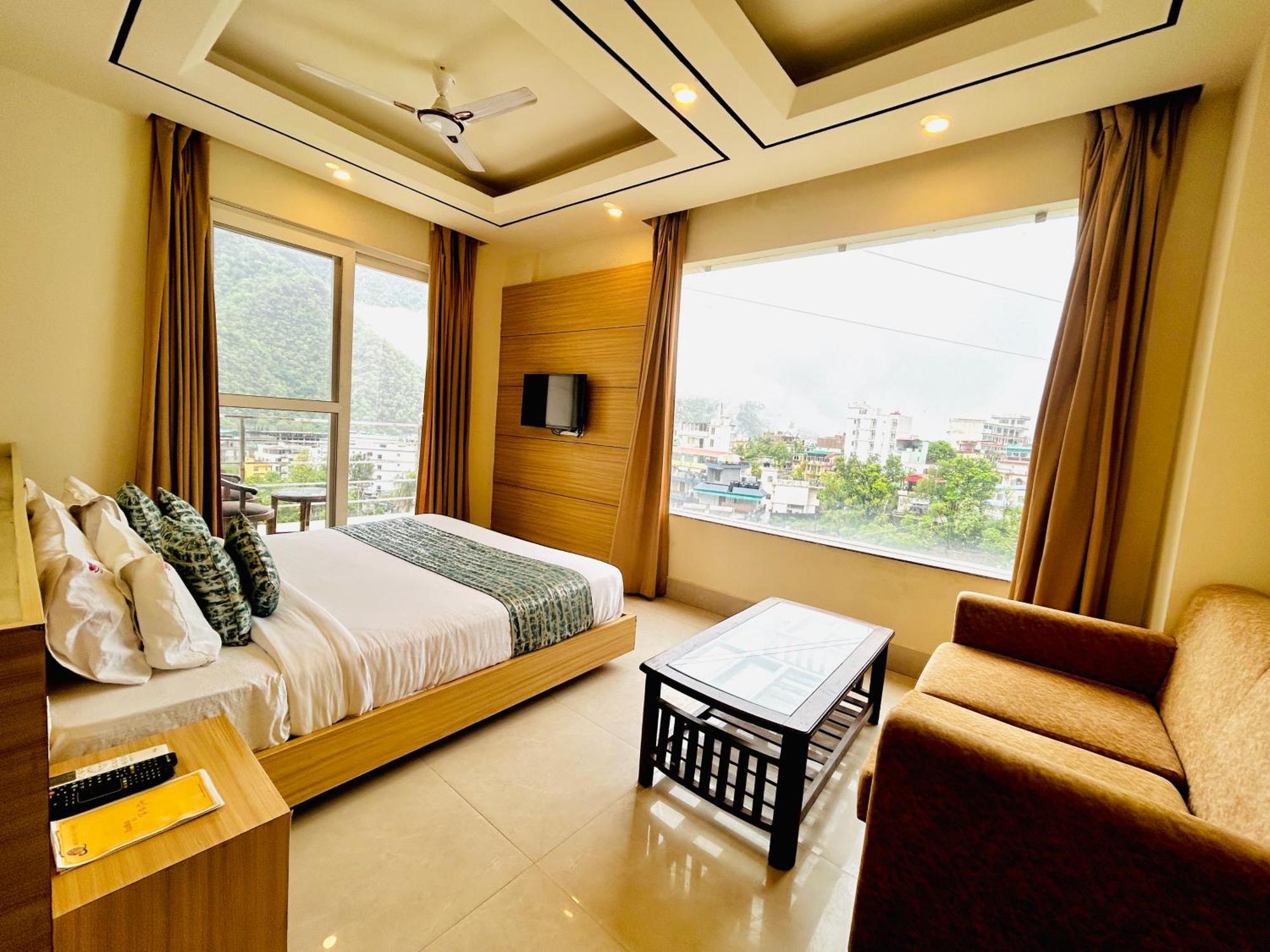 Hotel Aqua Vibes Rishikesh Exterior photo